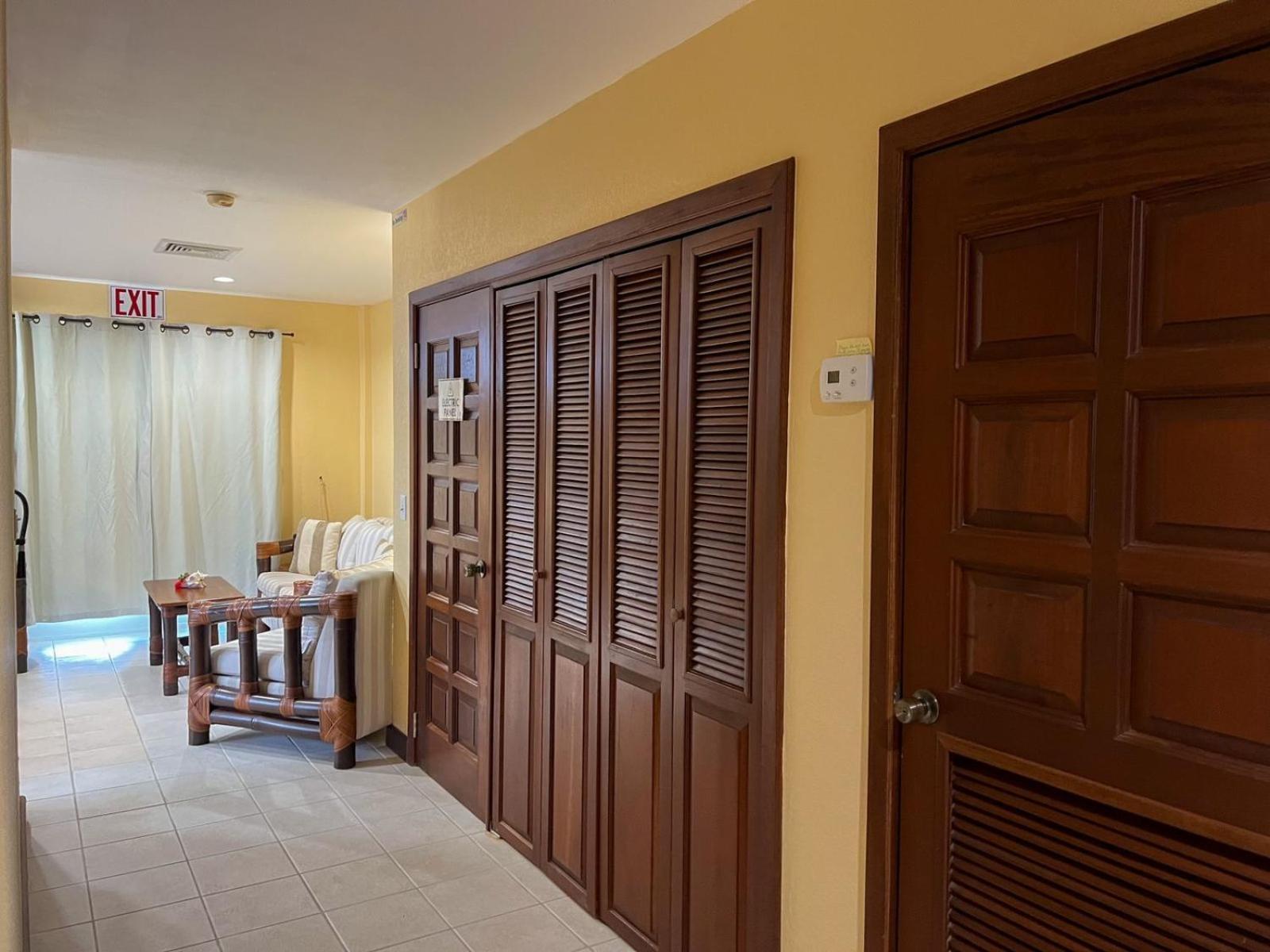 Miramar Villas Resort San Pedro  Εξωτερικό φωτογραφία